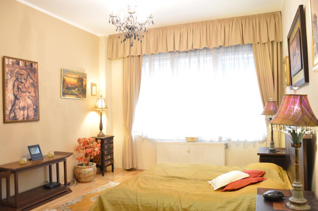 Classic Flat At Basilica Daire Budapeşte Dış mekan fotoğraf
