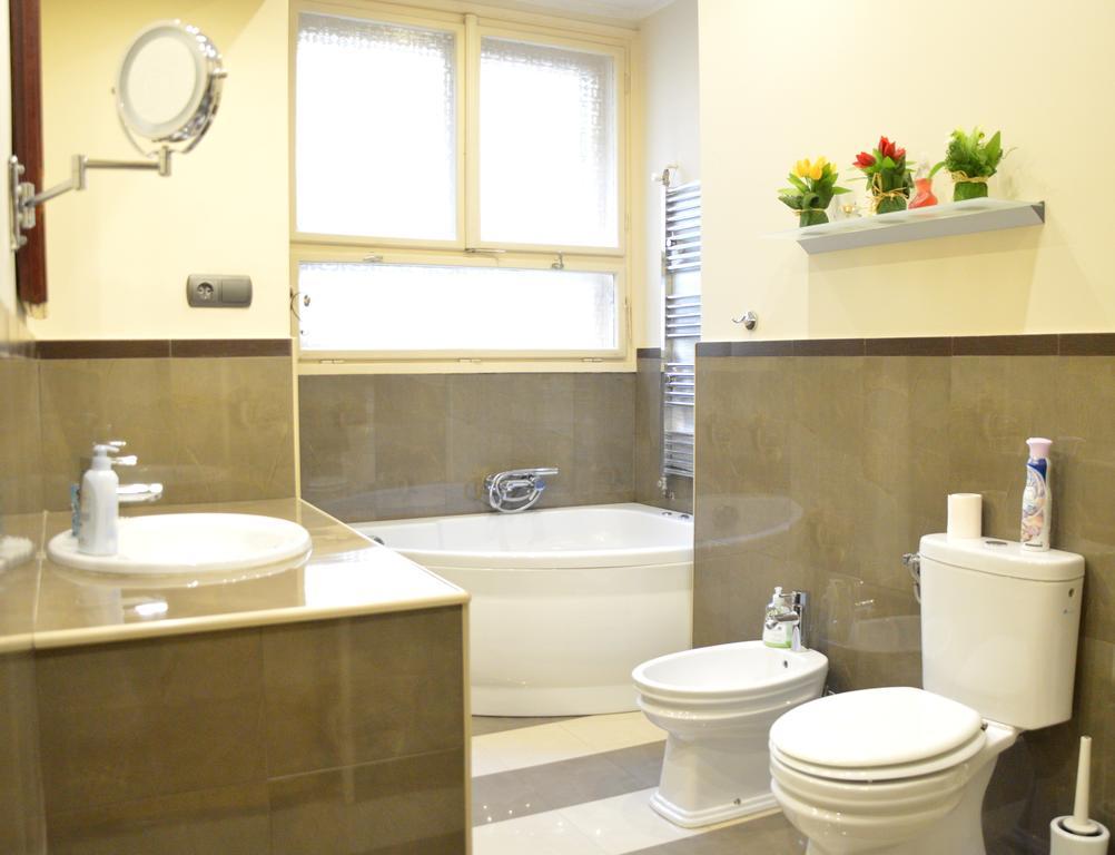 Classic Flat At Basilica Daire Budapeşte Dış mekan fotoğraf